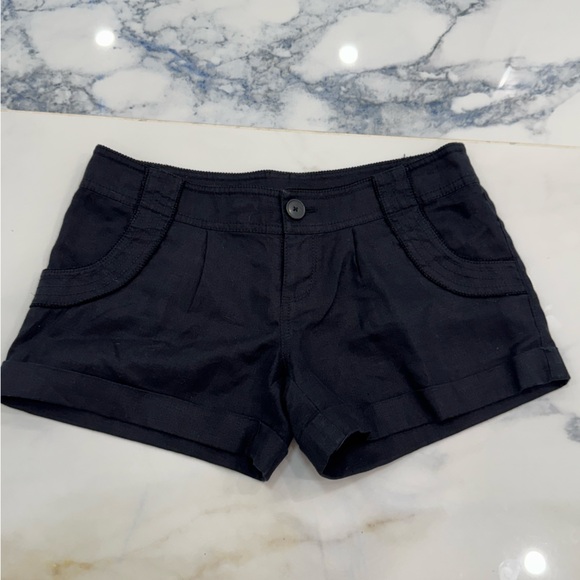 Juicy Couture Pants - Juicy Couture Black Linen Shorts size 2 pockets preppy Y2K cruise resort wear